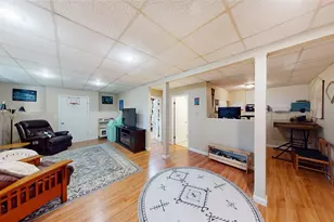 38 Vanstone Ave, Warwick, RI 02889 - Photo 22