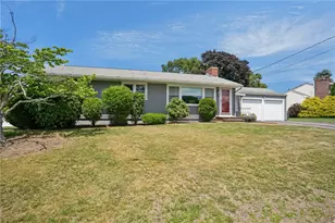 203 Garden Hills Dr, Cranston, RI 02920 - Photo 4