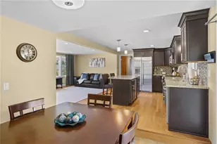 203 Garden Hills Dr, Cranston, RI 02920 - Photo 8