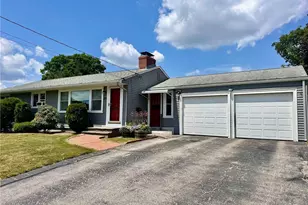 203 Garden Hills Dr, Cranston, RI 02920 - Photo 2
