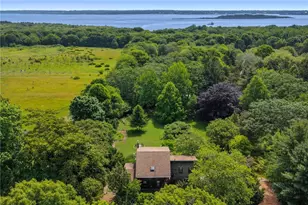 856 N Main Rd, Jamestown, RI 02835 - Photo 2