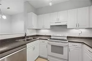 84 Mill St, Woonsocket, RI 02895 - Photo 6