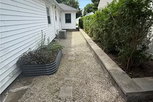 173 Rankin Ave, Providence, RI 02908 - Photo 28
