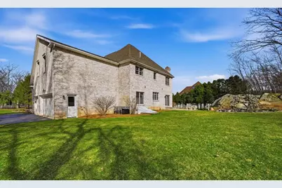 13 West Butterfly Way, Lincoln, RI 02865 - Photo 10