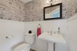 25 Tryon Ave, East Providence, RI 02916 - Photo 18