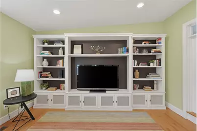 25 Tryon Avenue, East Providence, RI 02916 - Photo 14