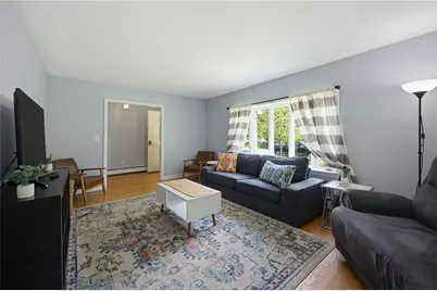 34 Foxhill Avenue, Bristol, RI 02809 - Photo 8
