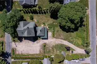 28 Park Ave, South Kingstown, RI 02879 - Photo 8