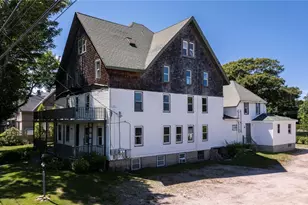 28 Park Ave, South Kingstown, RI 02879 - Photo 2