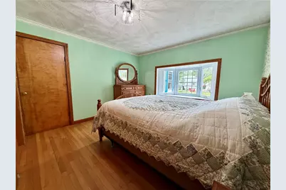 328 Rhodes Avenue, Woonsocket, RI 02895 - Photo 14