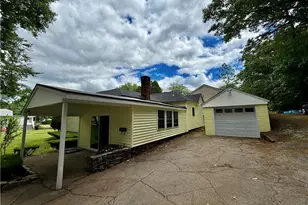 328 Rhodes Ave, Woonsocket, RI 02895 - Photo 22