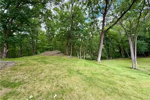 328 Rhodes Ave, Woonsocket, RI 02895 - Photo 20