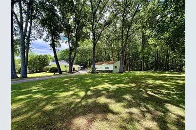 328 Rhodes Avenue, Woonsocket, RI 02895 - Photo 4