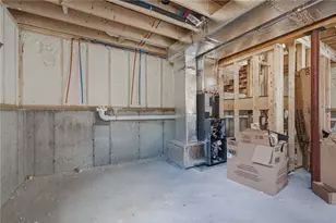 10 Hillard St, Providence, RI 02909 - Photo 18