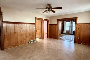 133 Oakland Ave, Pawtucket, RI 02861 - Photo 6
