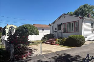 64 Dresser St, Providence, RI 02909 - Photo 14
