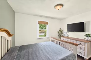 12 Briar Hill Dr, Cranston, RI 02921 - Photo 16