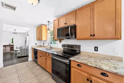 12 Briar Hill Drive, Cranston, RI 02921 - Photo 8