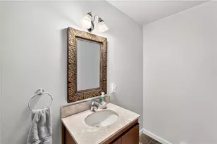 12 Briar Hill Dr, Cranston, RI 02921 - Photo 22