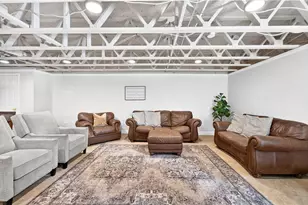 12 Briar Hill Dr, Cranston, RI 02921 - Photo 24