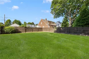 463 Power Rd, Pawtucket, RI 02860 - Photo 32