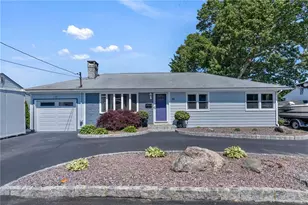 26 Bernard St, Cranston, RI 02920 - Photo 2