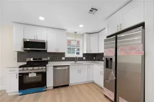 12 Price St, Providence, RI 02907 - Photo 22