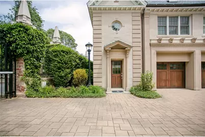 241 Ruggles Avenue #B, Newport, RI 02840 - Photo 2