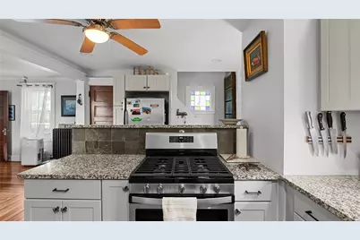 75 Garfield Street, Newport, RI 02840 - Photo 12