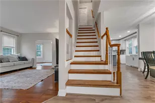 86 Westwood Ave, Cranston, RI 02905 - Photo 4