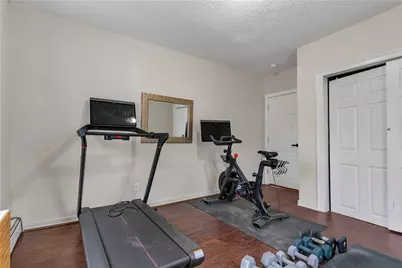 86 Westwood Avenue, Cranston, RI 02905 - Photo 18