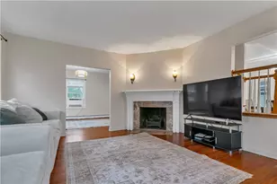 86 Westwood Ave, Cranston, RI 02905 - Photo 6