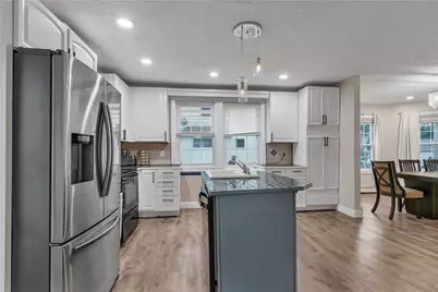 86 Westwood Avenue, Cranston, RI 02905 - Photo 10