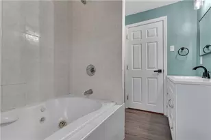 86 Westwood Ave, Cranston, RI 02905 - Photo 24