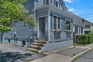 3 Sycamore St, Newport, RI 02840 - Photo 2