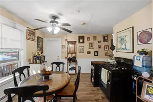 271 Coe St, Woonsocket, RI 02895 - Photo 10