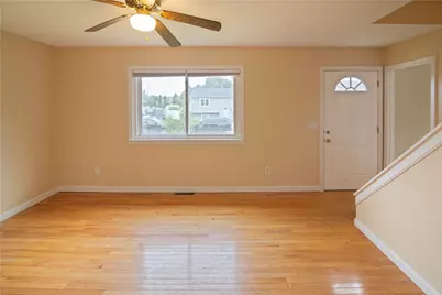 23 Saundra Drive, Westerly, RI 02891 - Photo 4