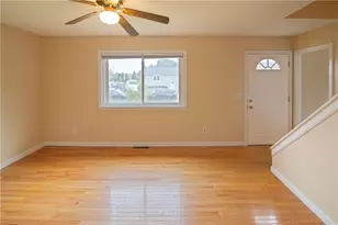 23 Saundra Dr, Westerly, RI 02891 - Photo 4