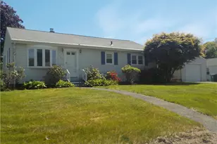 325 Morin St, Woonsocket, RI 02895 - Photo 2