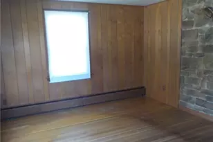 325 Morin St, Woonsocket, RI 02895 - Photo 8