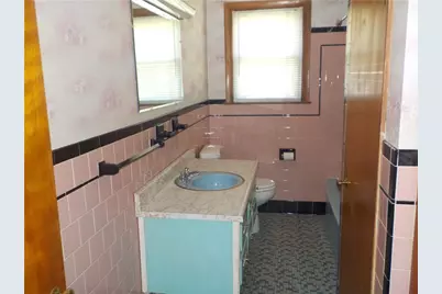 325 Morin Street, Woonsocket, RI 02895 - Photo 12