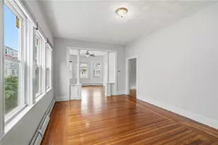 76 Radcliffe Ave, Providence, RI 02908 - Photo 10