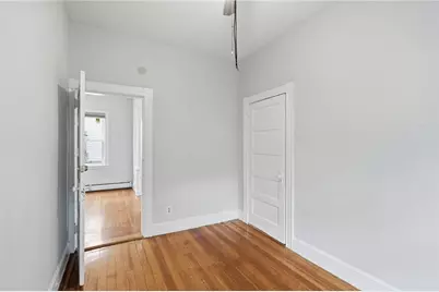 76 Radcliffe Avenue, Providence, RI 02908 - Photo 24
