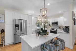 131 Fruit Hill Ave, Providence, RI 02911 - Photo 8