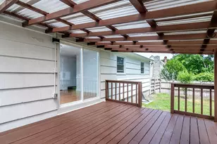 158 Lewiston St, Warwick, RI 02889 - Photo 6