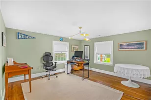 24 Huntington Dr, East Providence, RI 02916 - Photo 30