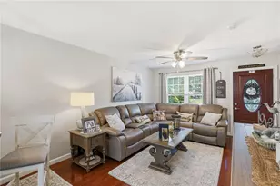 100 Woodlawn Ave, North Providence, RI 02904 - Photo 10