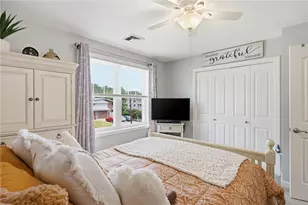 100 Woodlawn Ave, North Providence, RI 02904 - Photo 14