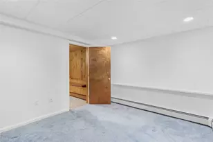 123 Hines Farm Rd, Cranston, RI 02921 - Photo 30