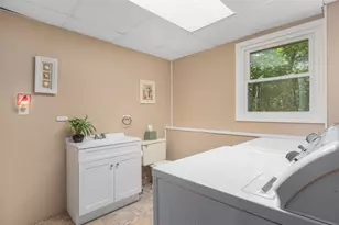 123 Hines Farm Rd, Cranston, RI 02921 - Photo 32